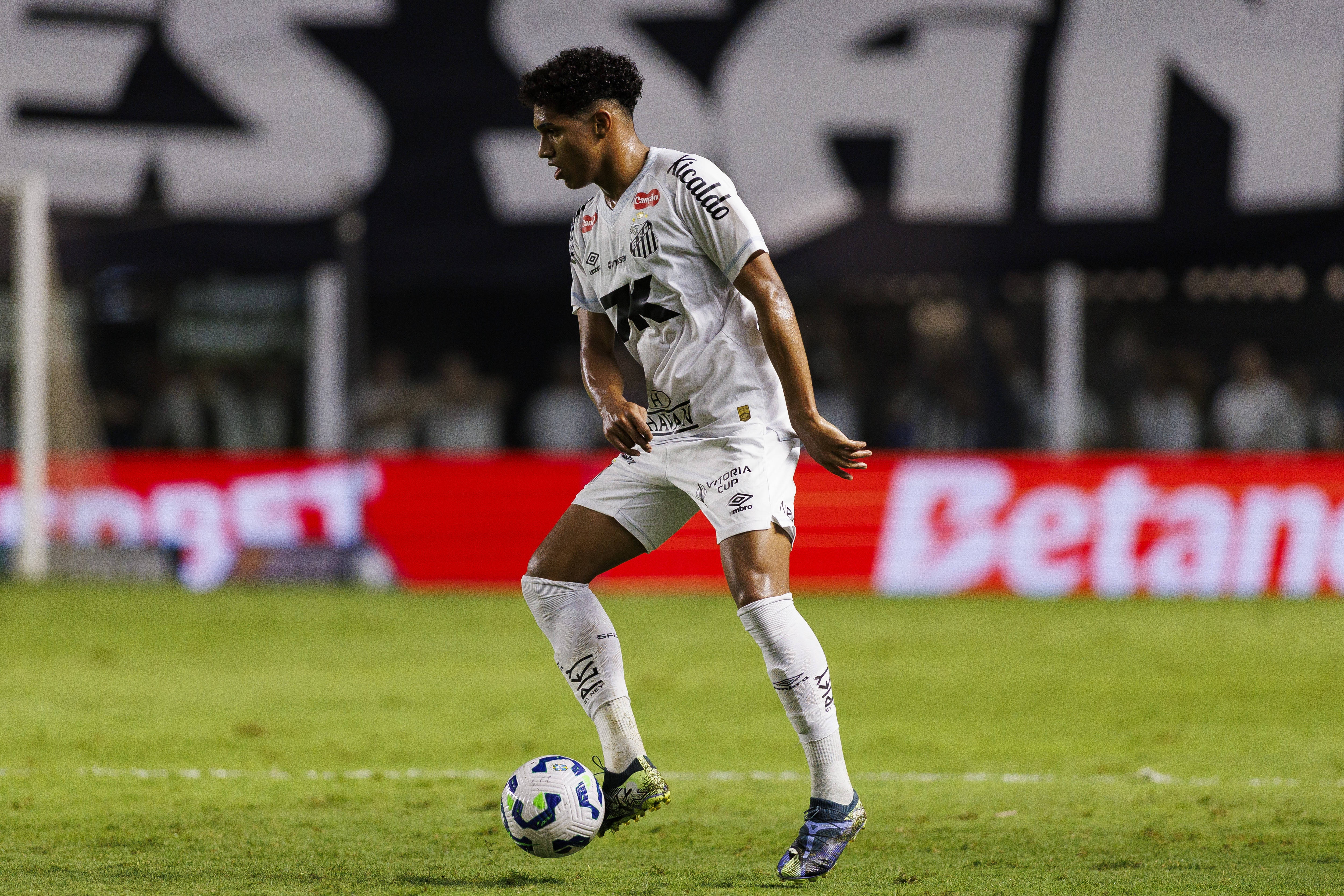 b体育app-记者：索萨即将转会热刺，费用1500万欧元合同为期5年